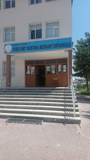 Yeşilyurt Mustafa Bozkurt Ortaokulu